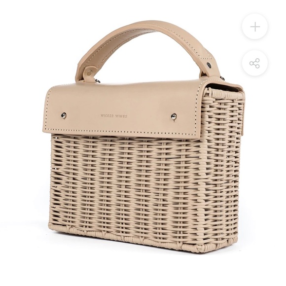 Wicker Wings - Picture 2 of 6